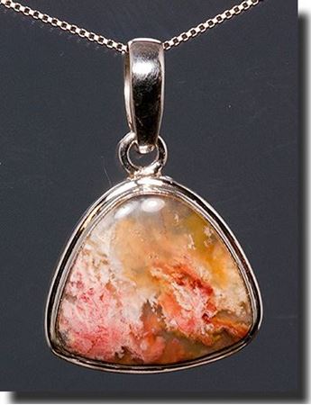 Picture for category Idaho Regency Rose Plume Agate