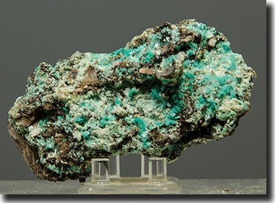 Auricalcite mineral specimen